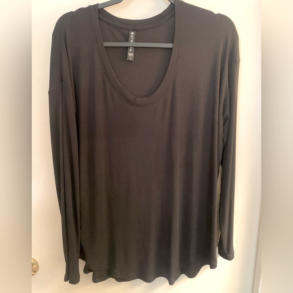 Athleta Lightly Ribbed Black Lightweight Long Sleeve Top Sz. Large NWOT